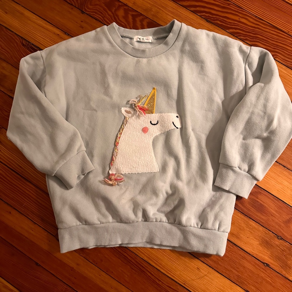 Unicorn sweatshirt